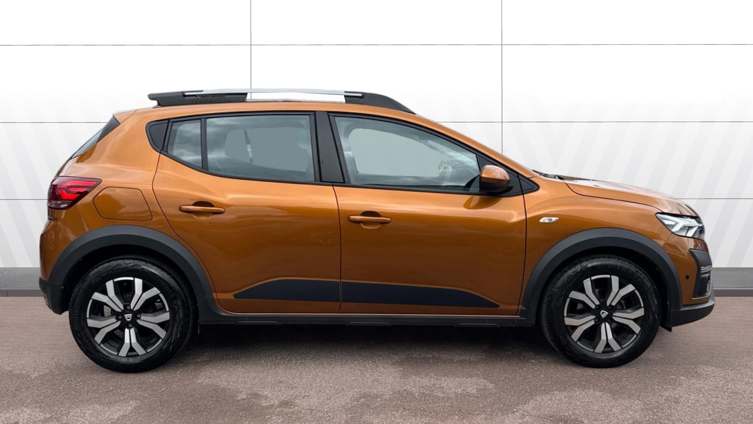 Used Dacia Sandero Stepway 2022 for sale - 77690596: Photo 5