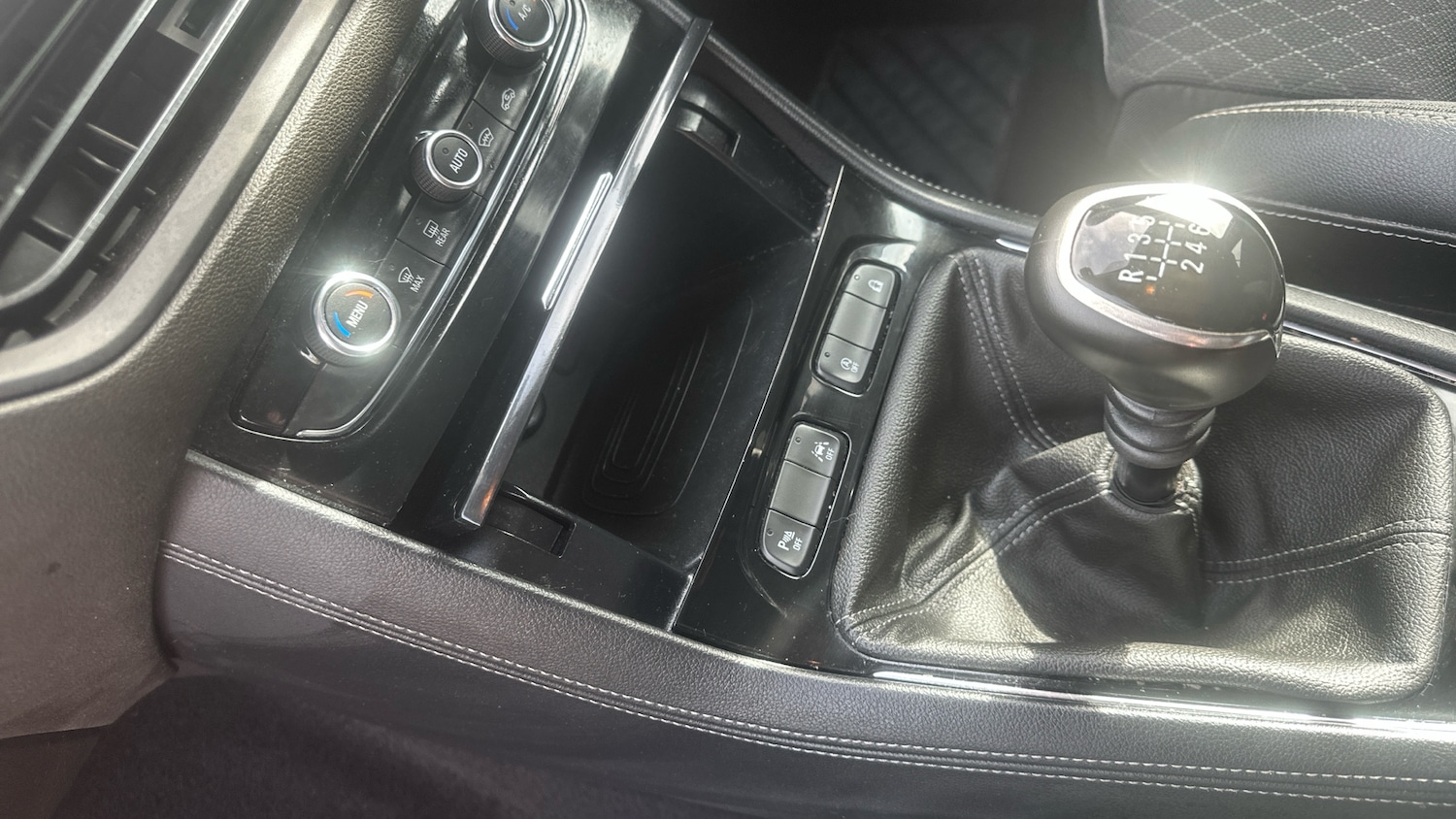 Used Vauxhall Grandland 2022 for sale - 76694197: Photo 13