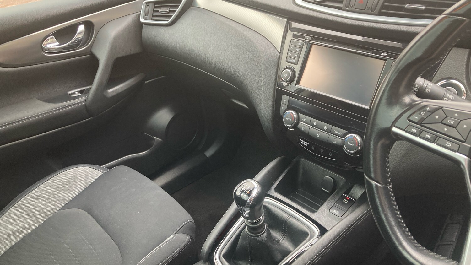 Used Nissan Qashqai 2018 for sale - 76477774: Photo 14