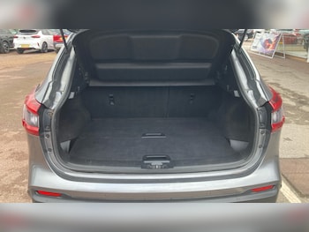 Used Nissan Qashqai 2018 for sale - 76477774: Photo