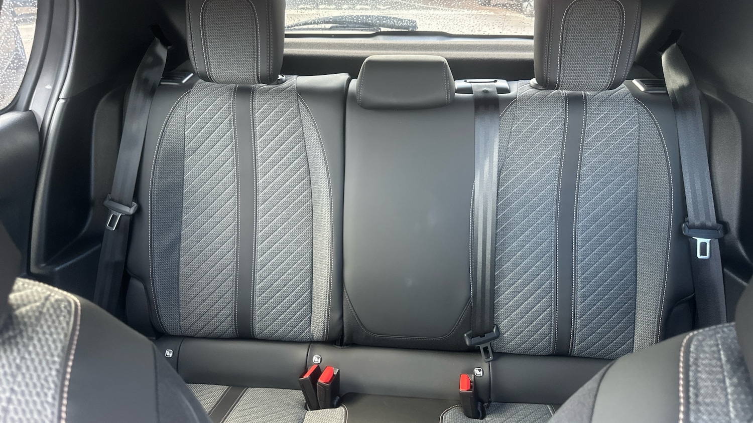 Used Peugeot 208 2025 for sale - 75995105: Photo 15