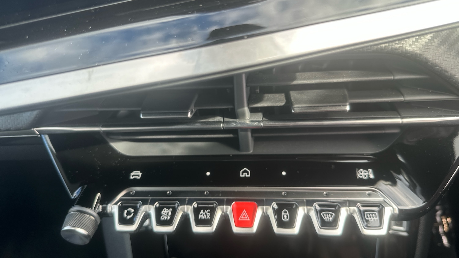 Used Peugeot 208 2025 for sale - 75995105: Photo 33