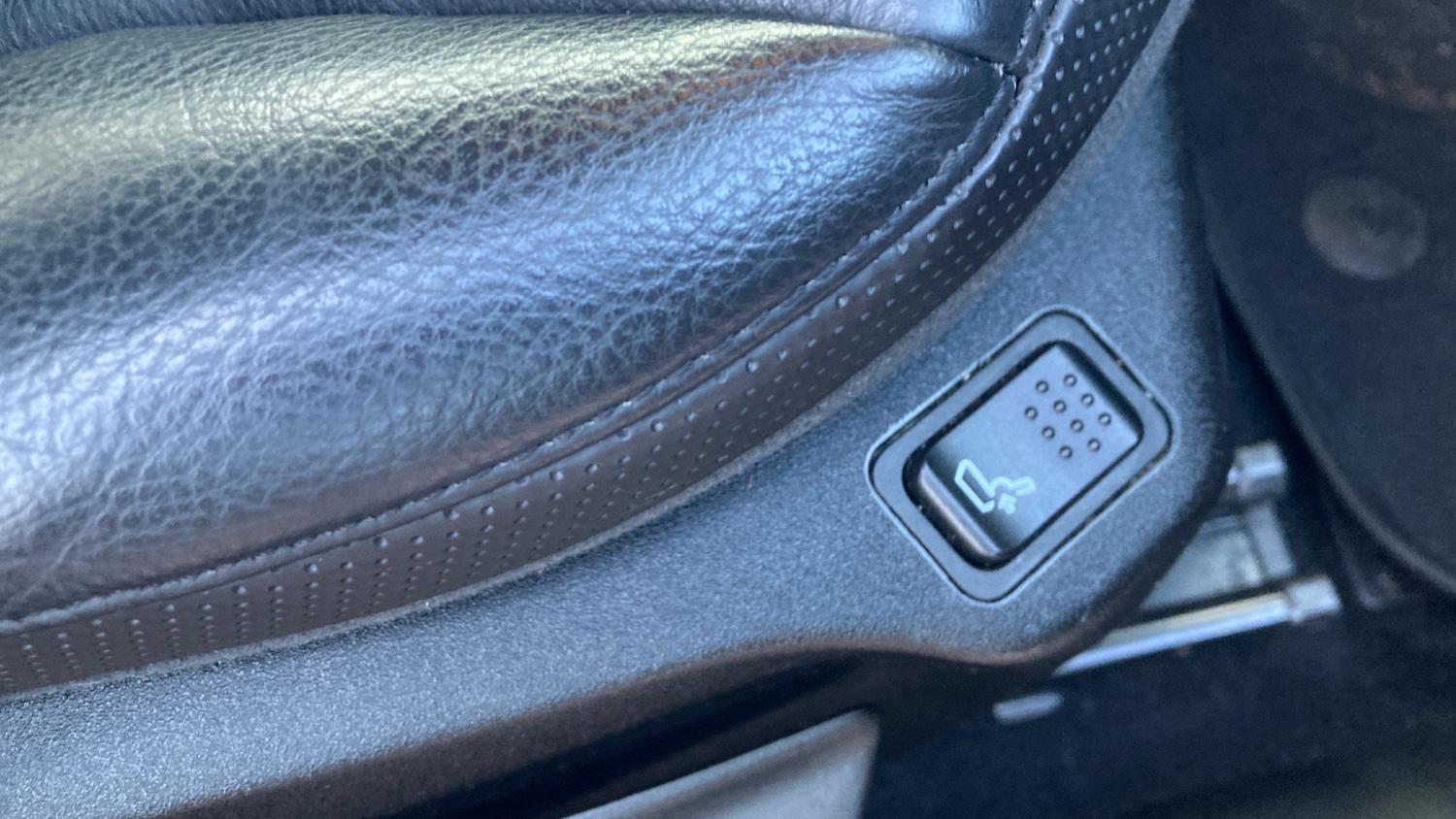 Used Jeep Renegade 2020 for sale - 77931529: Photo 28