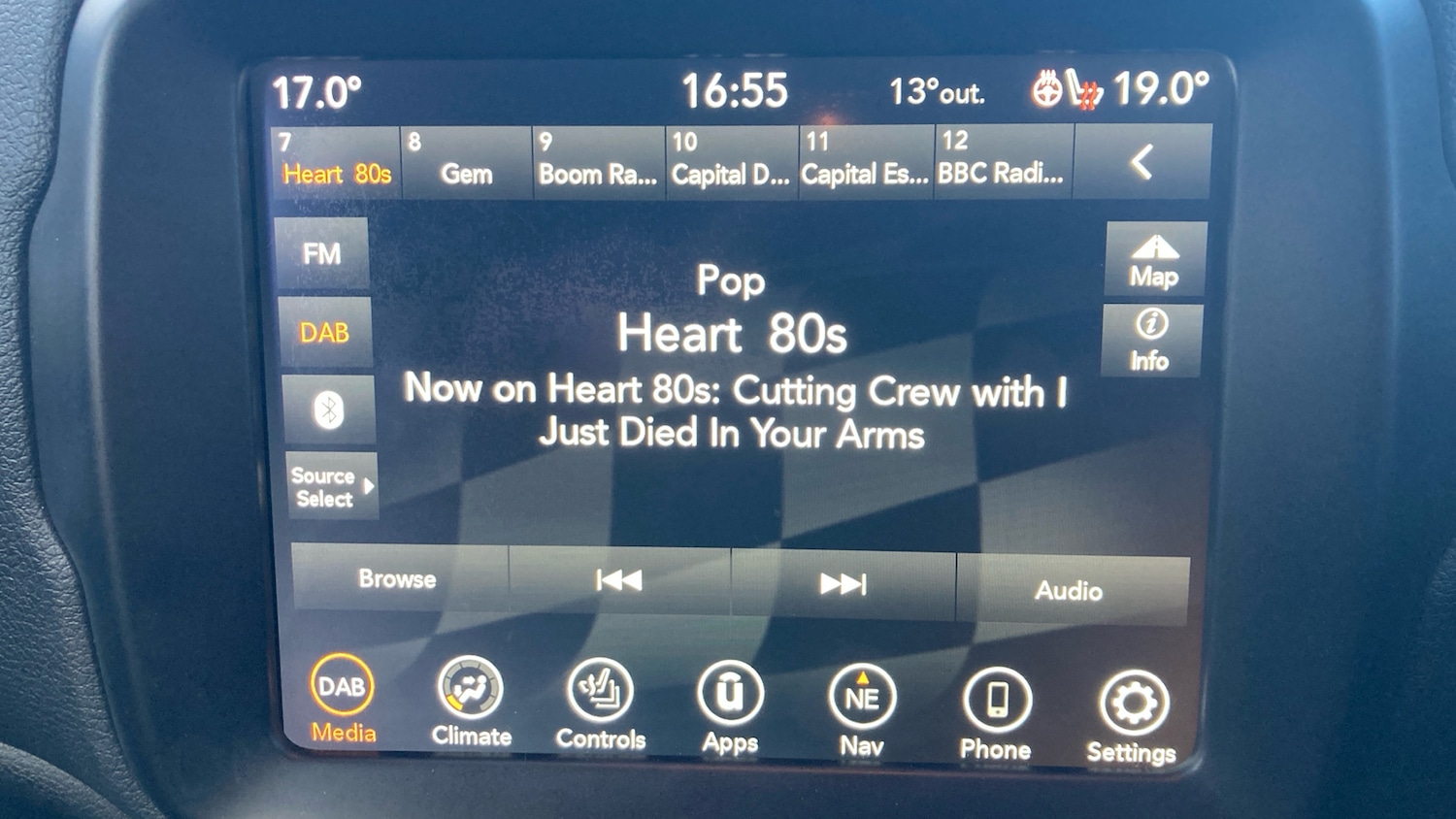 Used Jeep Renegade 2020 for sale - 77931529: Photo 44