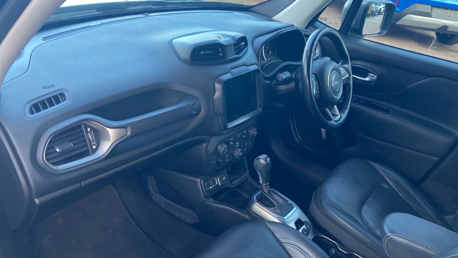 Used Jeep Renegade 2020 for sale - 77931529: Photo 9