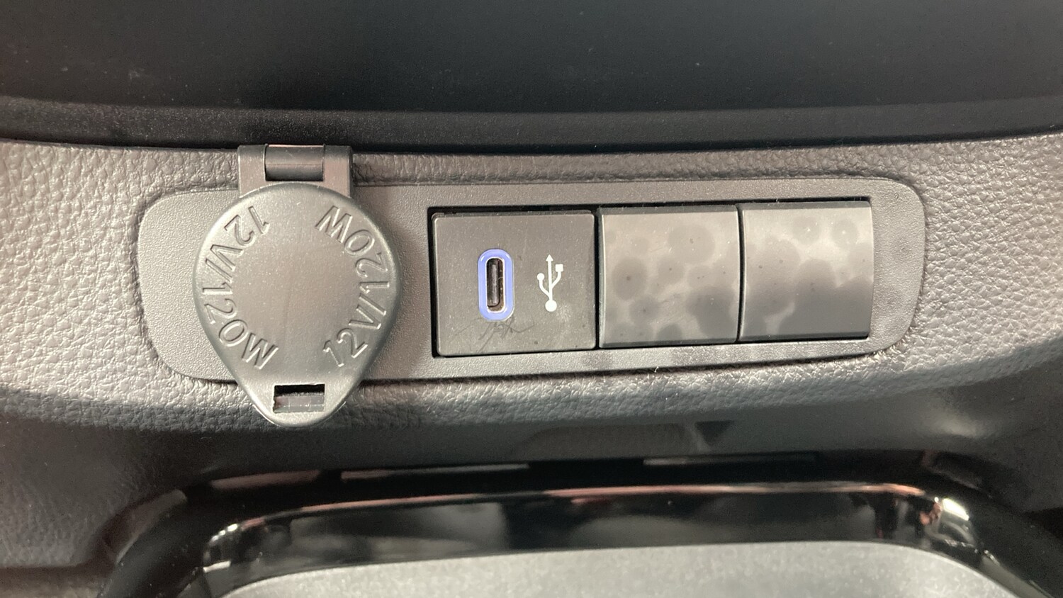 Used Toyota Aygo X 2024 for sale - 77581060: Photo 41