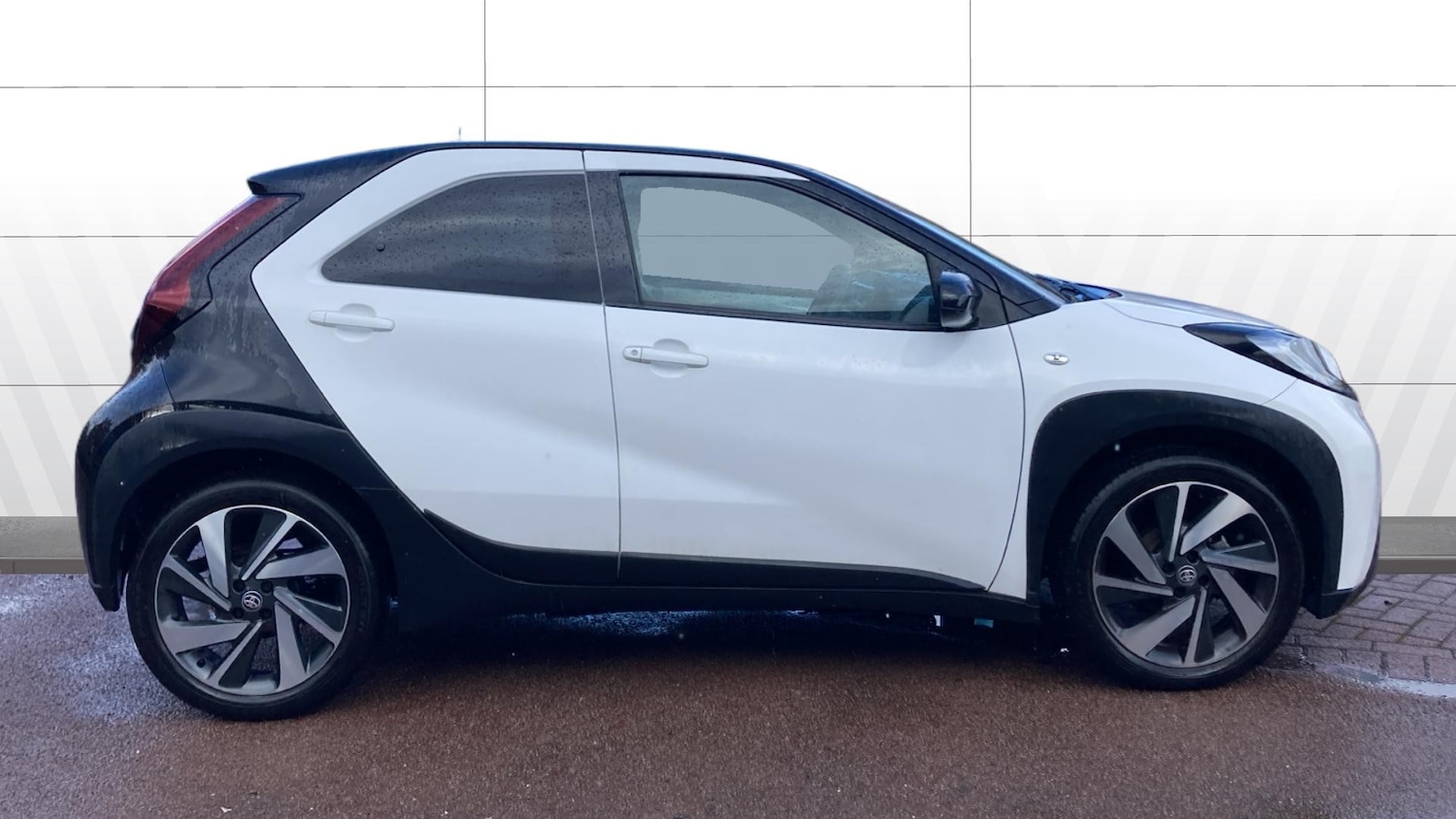 Used Toyota Aygo X 2024 for sale - 77581060: Photo 5