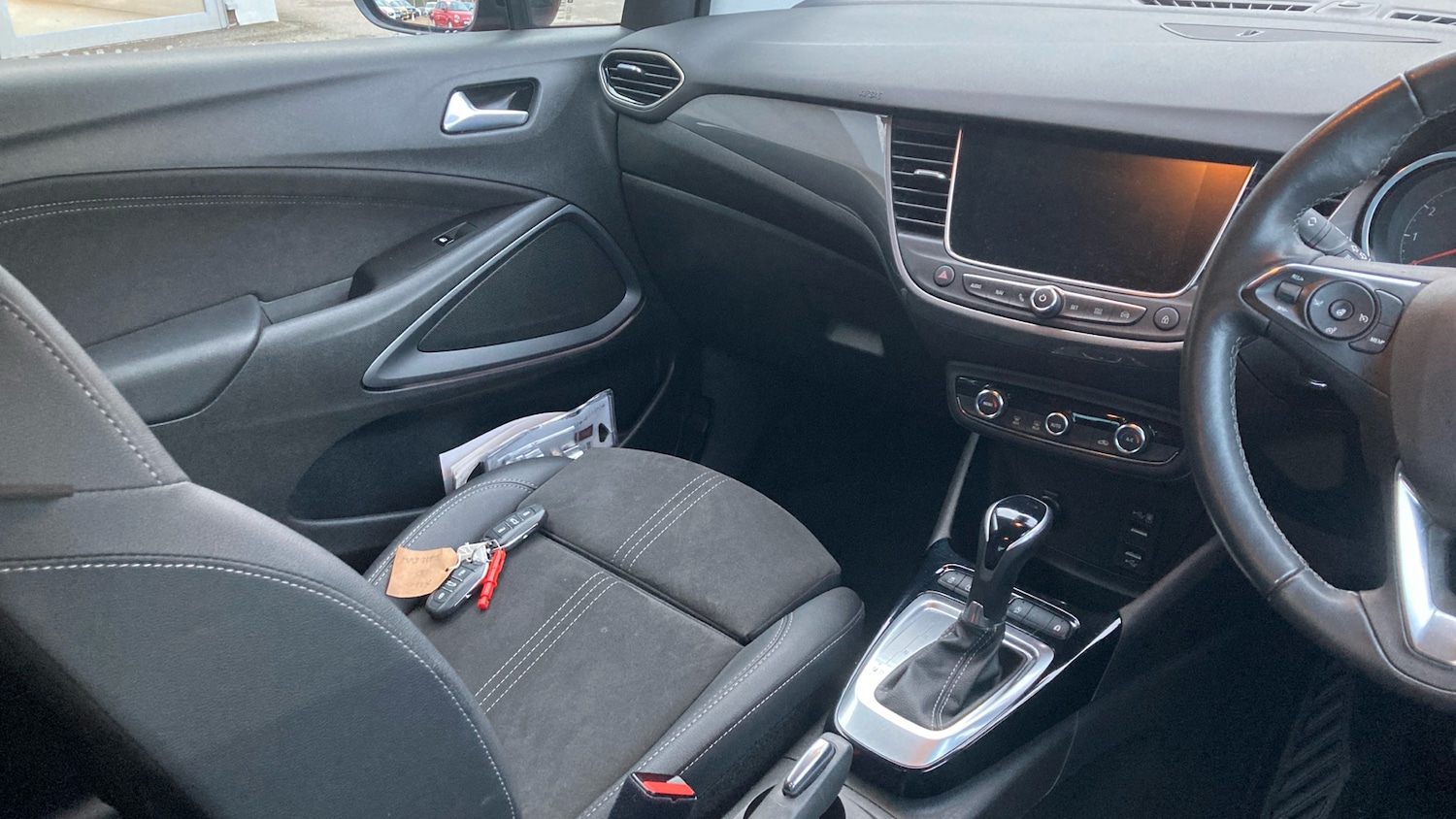 Used Vauxhall Crossland 2022 for sale - 76859672: Photo 14