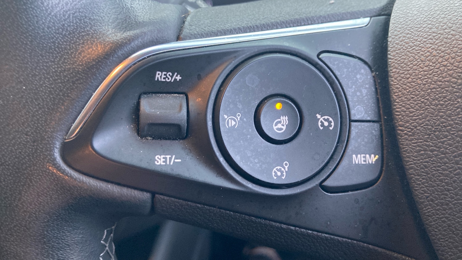 Used Vauxhall Crossland 2022 for sale - 76859672: Photo 25