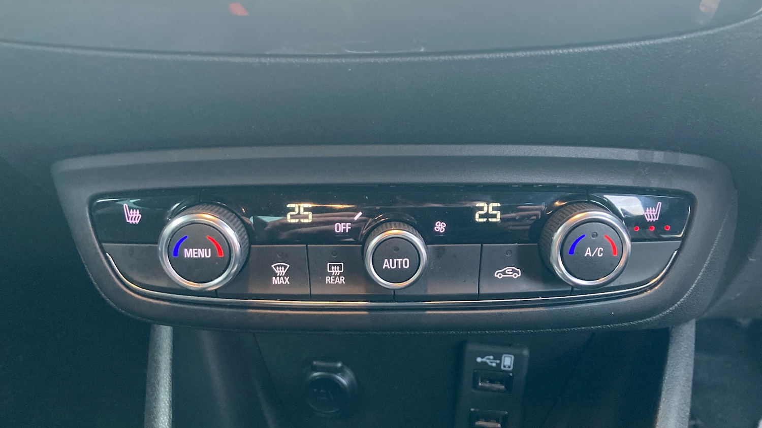 Used Vauxhall Crossland 2022 for sale - 76859672: Photo 26