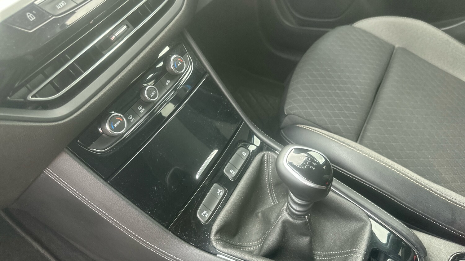 Used Vauxhall Grandland 2022 for sale - 76355437: Photo 13