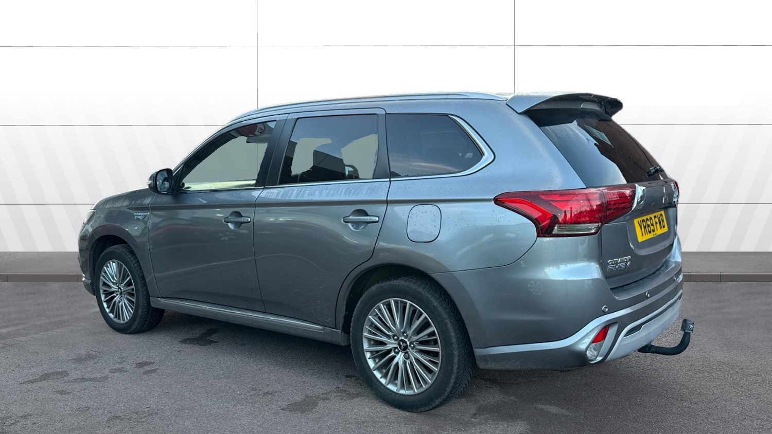 Used Mitsubishi Outlander 2019 for sale - 76862214: Photo 2