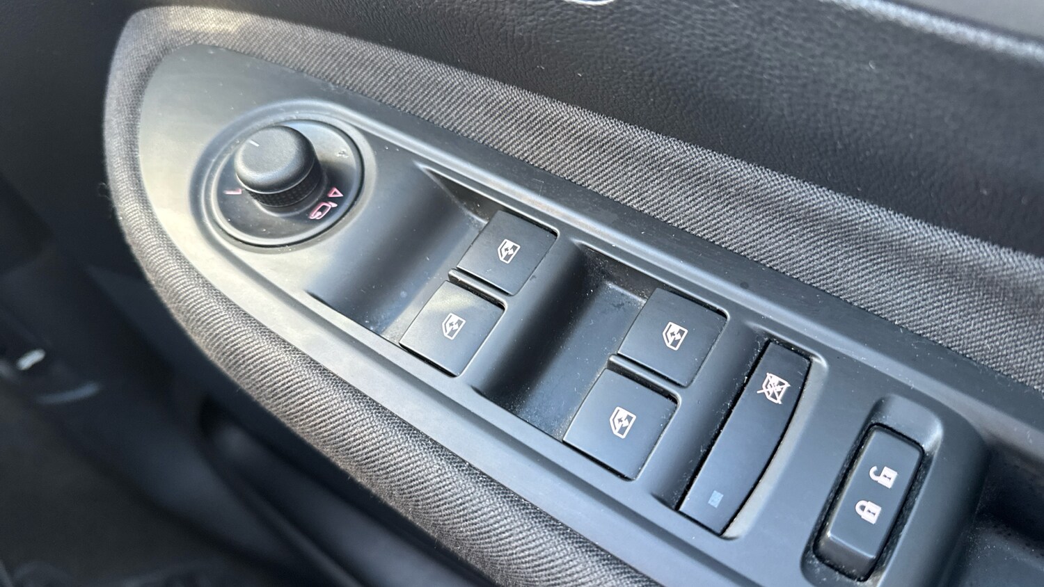 Used Vauxhall Mokka 2016 for sale - 78224051: Photo 19