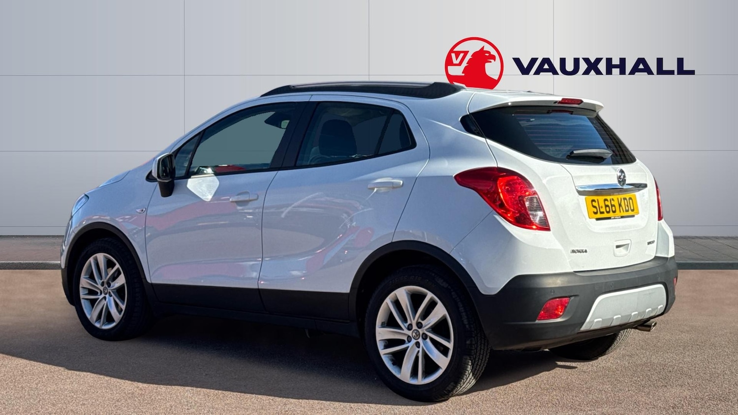 Used Vauxhall Mokka 2016 for sale - 78224051: Photo 2