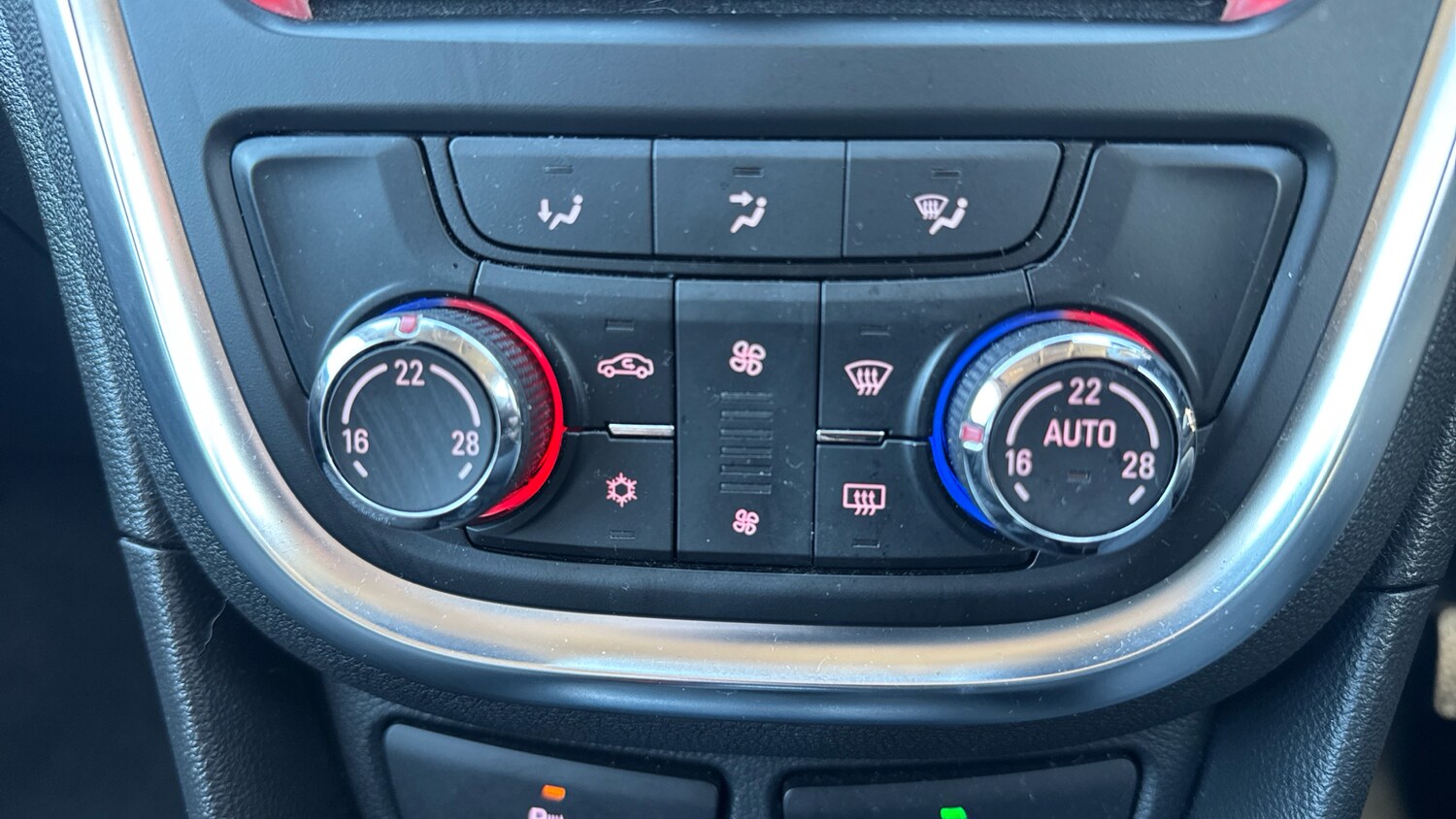 Used Vauxhall Mokka 2016 for sale - 78224051: Photo 23