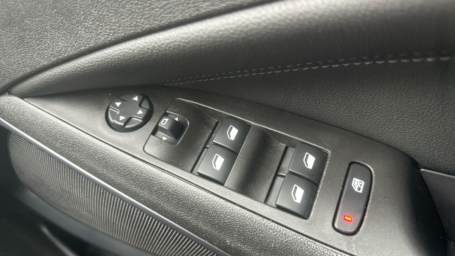 Used Vauxhall Crossland 2022 for sale - 76131184: Photo 27