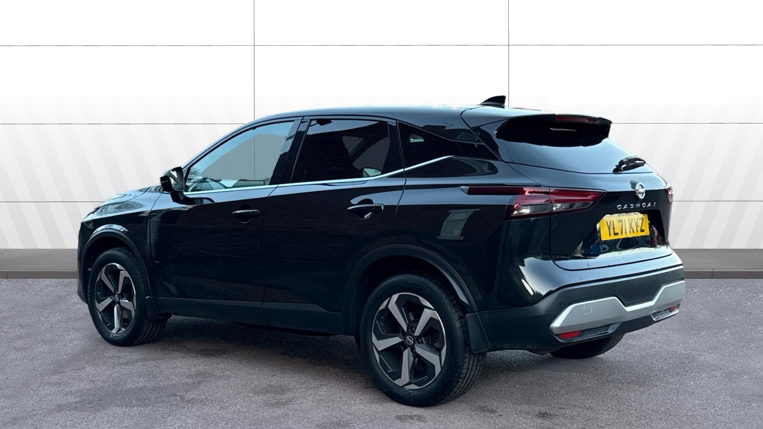 Used Nissan Qashqai 2021 for sale - 76959761: Photo 2