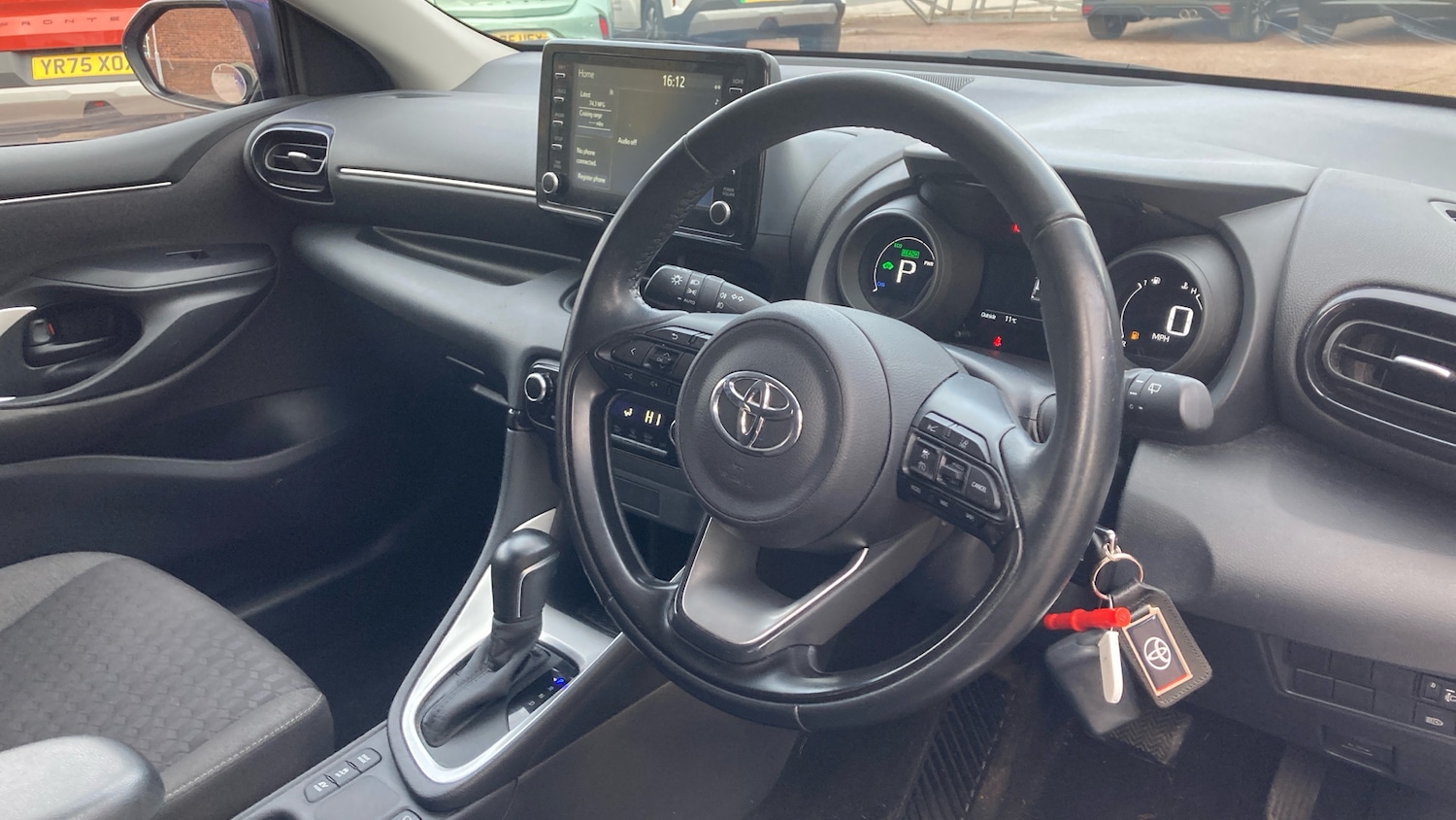 Used Toyota Yaris 2023 for sale - 76355432: Photo 11