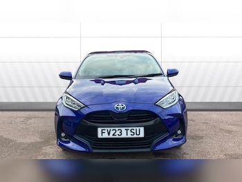 Used Toyota Yaris 2023 for sale - 76355432: Photo