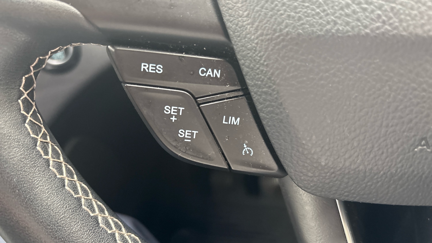 Used Ford Kuga 2019 for sale - 76616345: Photo 29
