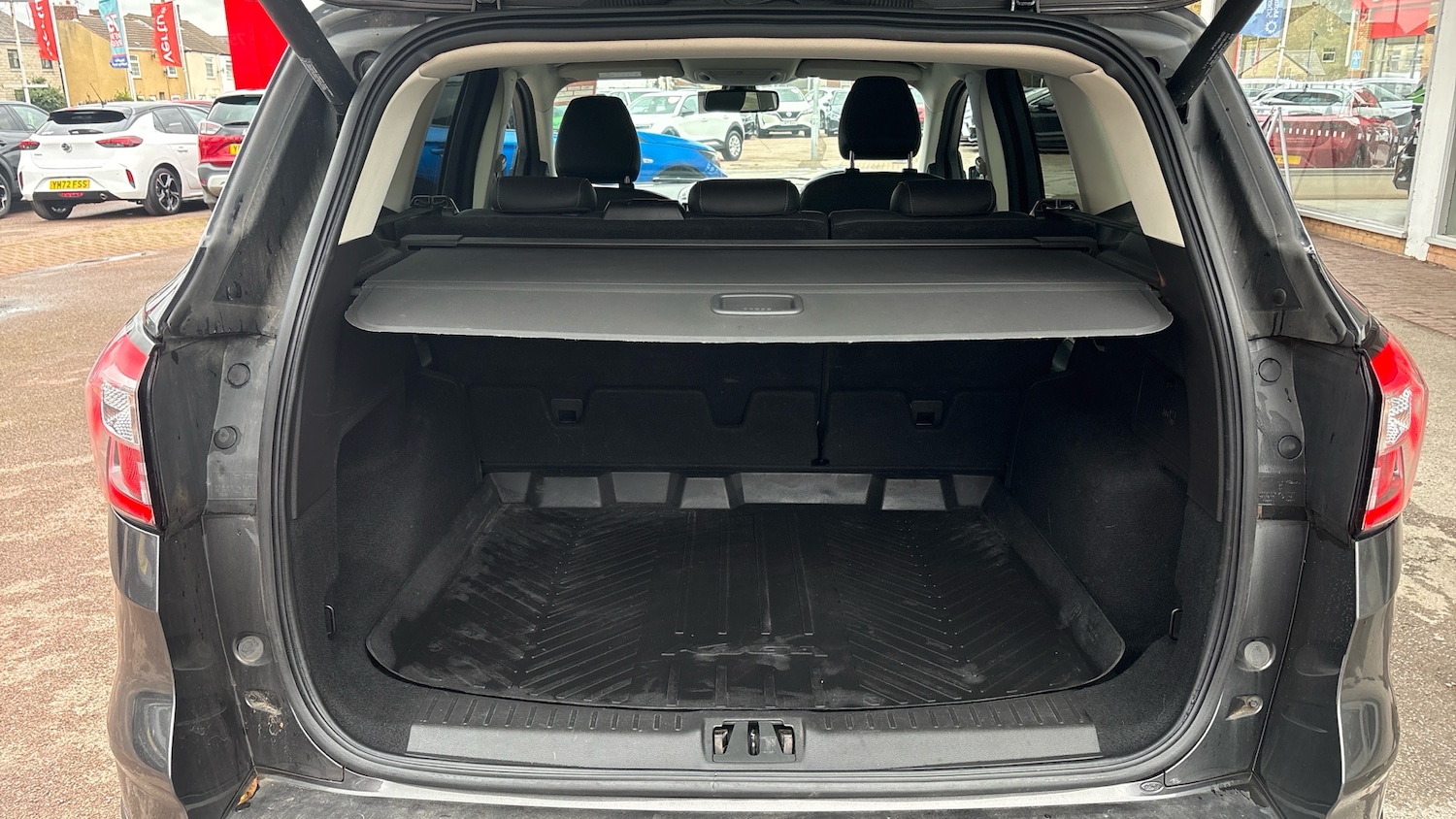 Used Ford Kuga 2019 for sale - 76616345: Photo 4