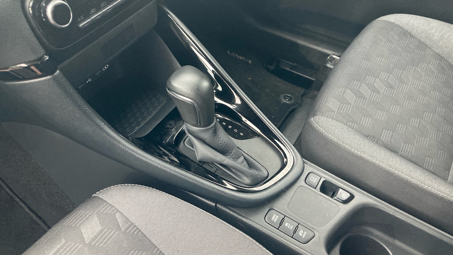 Used Toyota Yaris 2024 for sale - 77461564: Photo 13