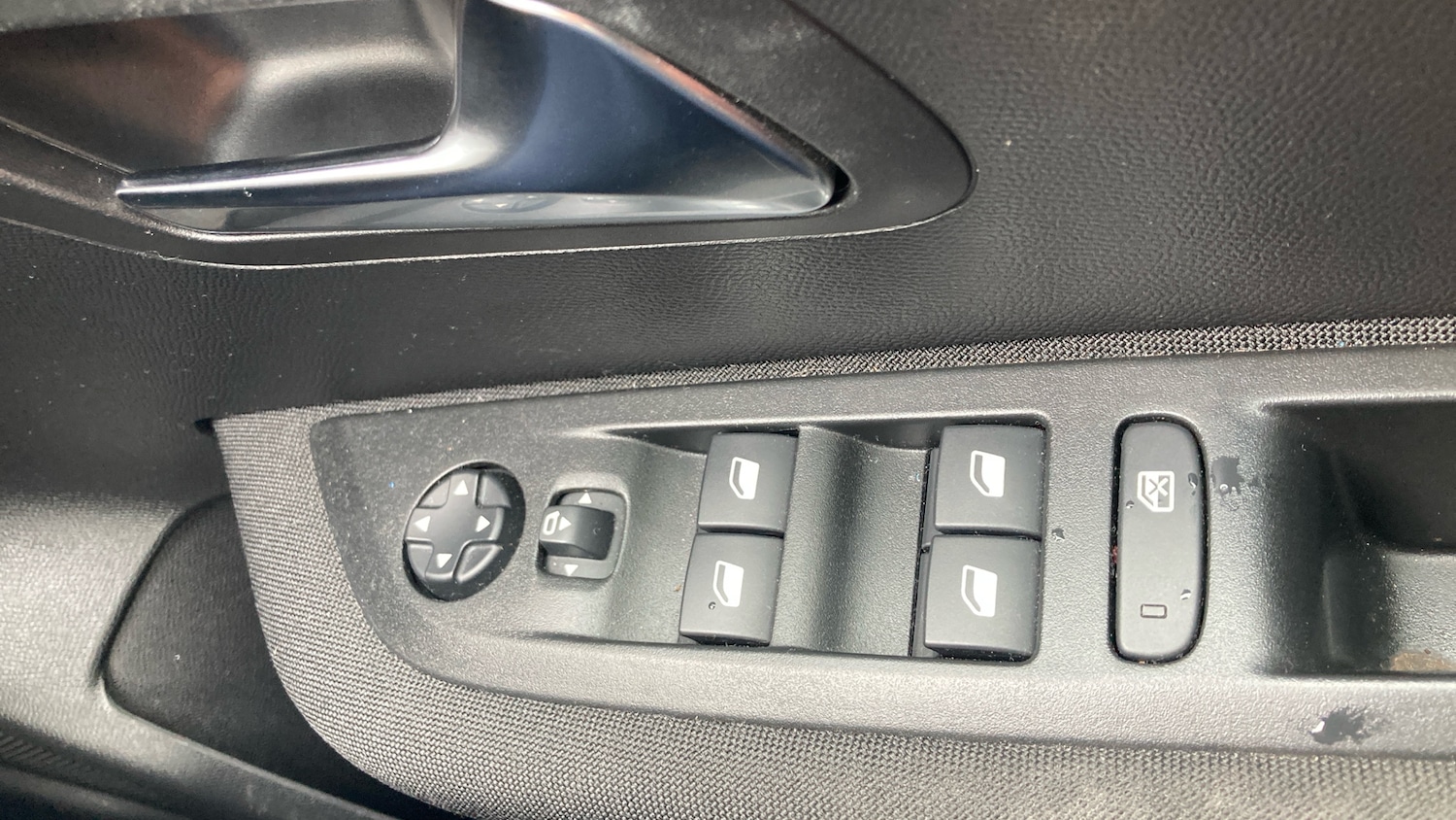 Used Peugeot 208 2023 for sale - 77694077: Photo 24