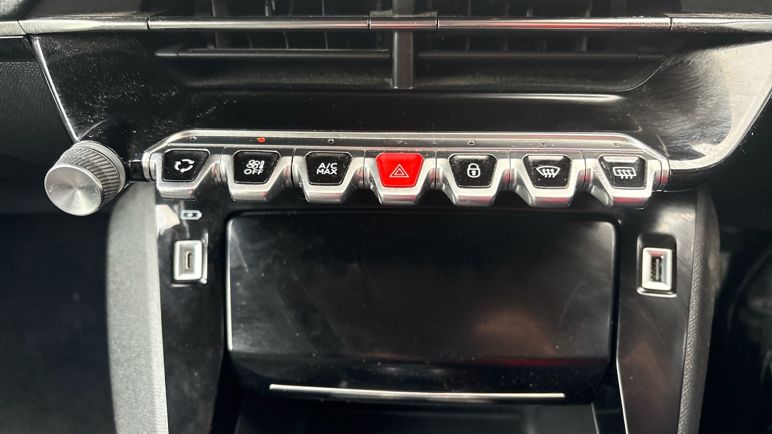 Used Peugeot 208 2021 for sale - 76653132: Photo 26