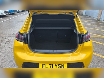 Used Peugeot 208 2021 for sale - 76653132: Photo