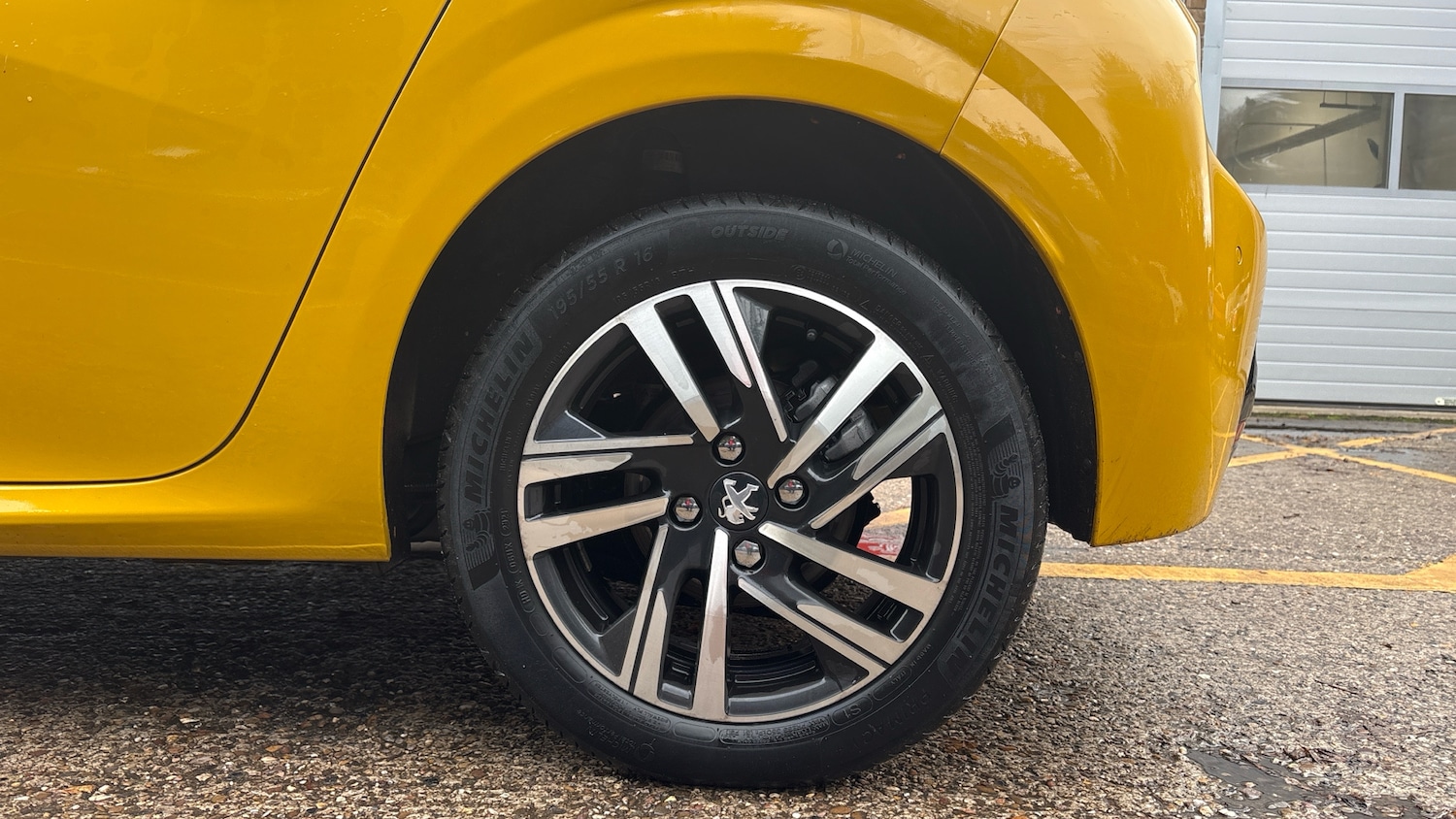 Used Peugeot 208 2021 for sale - 76653132: Photo 7