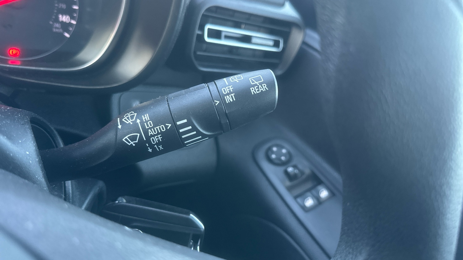 Used Vauxhall Combo Life 2020 for sale - 76908448: Photo 24