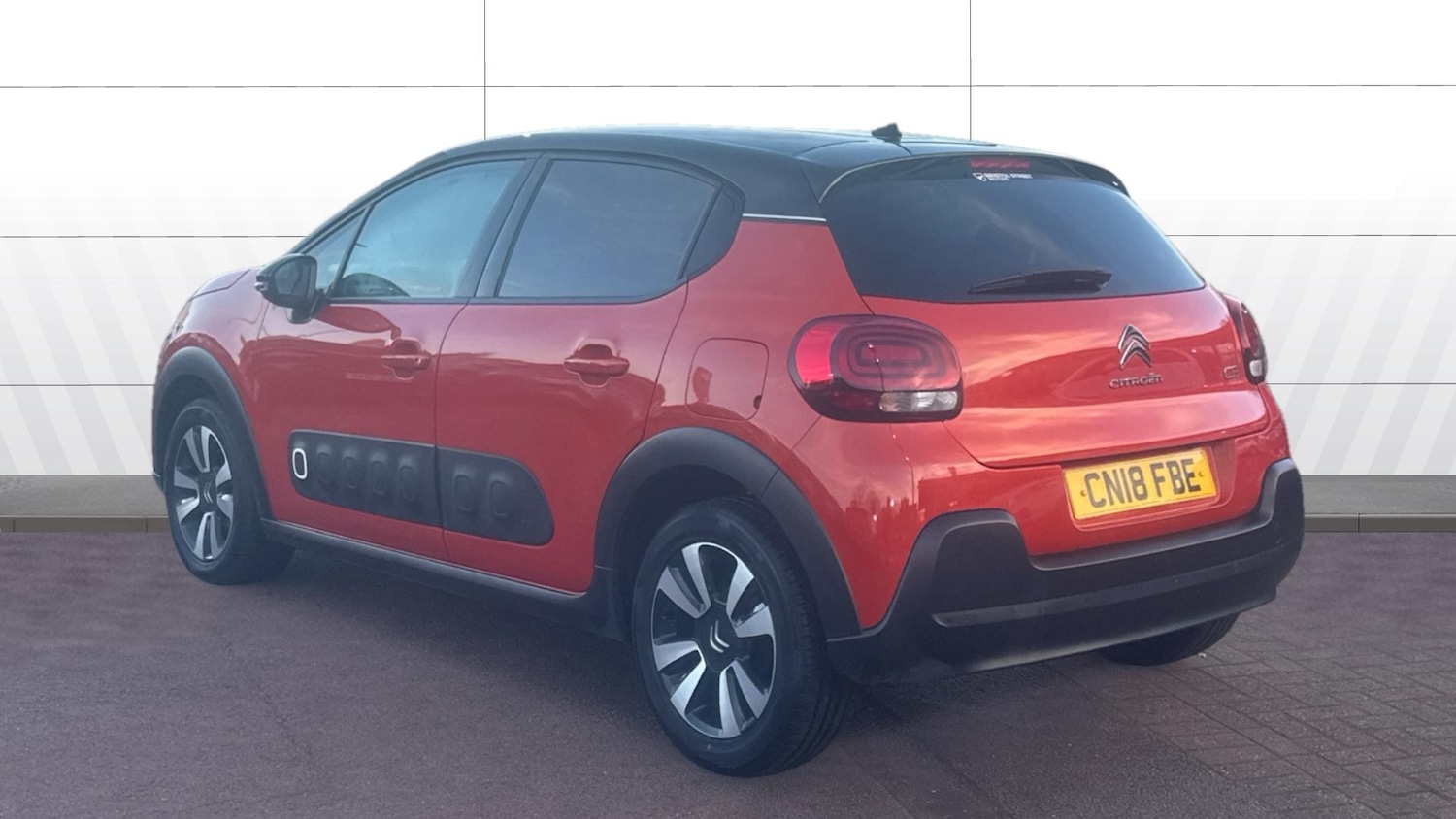 Used Citroen C3 2018 for sale - 76895238: Photo 2
