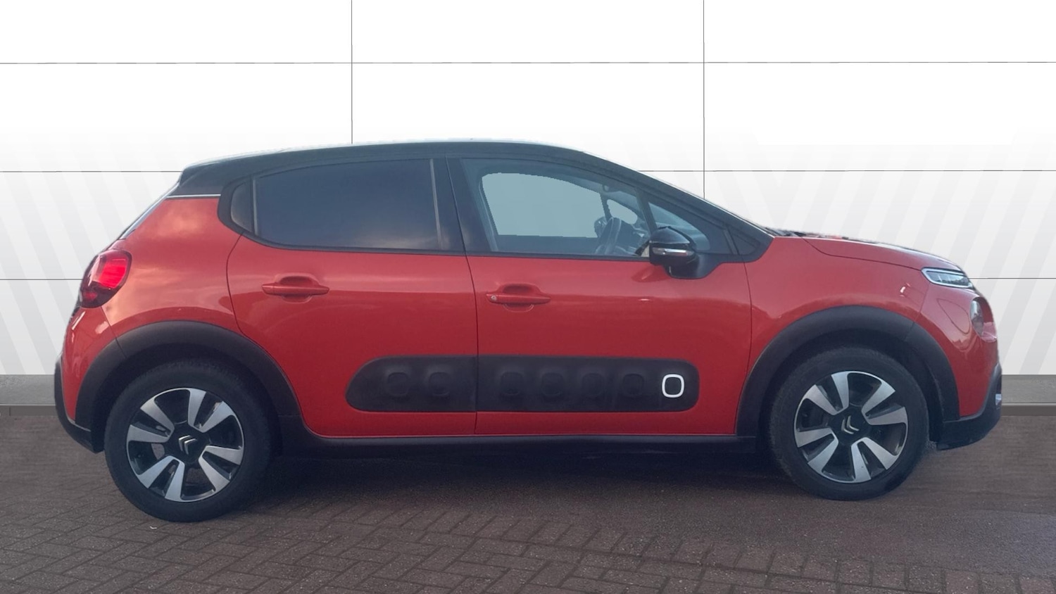 Used Citroen C3 2018 for sale - 76895238: Photo 5