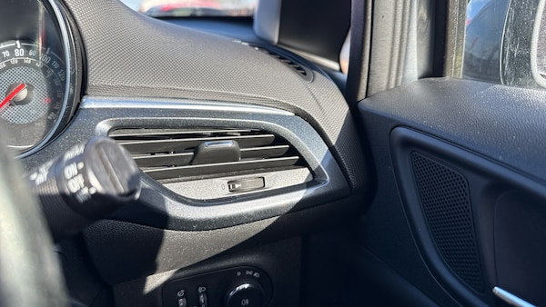 Used Vauxhall Corsa 2018 for sale - 76222142: Photo 26