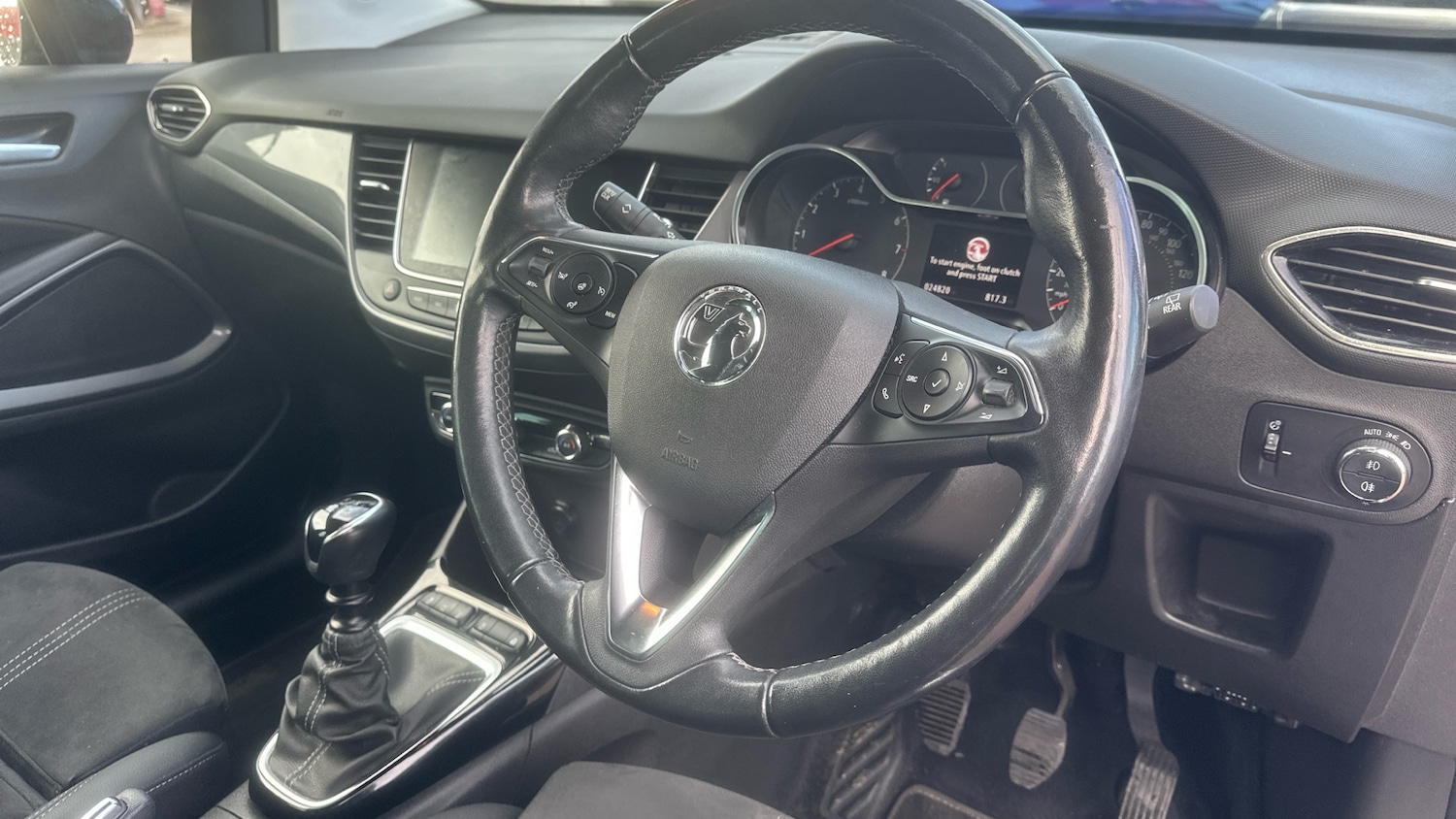 Used Vauxhall Crossland 2022 for sale - 76653105: Photo 11