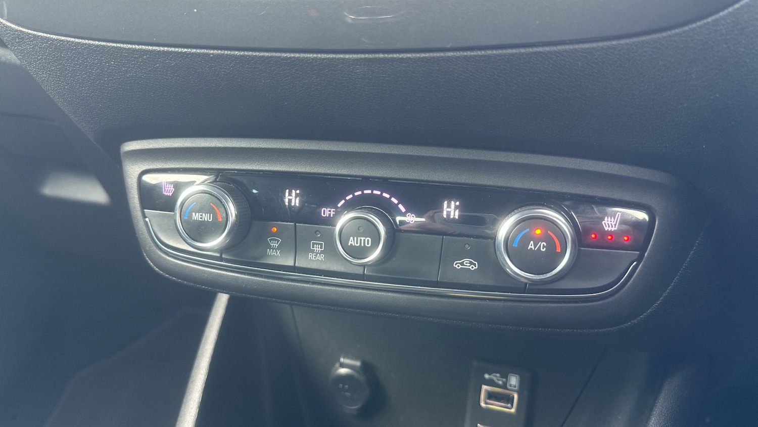 Used Vauxhall Crossland 2022 for sale - 76653105: Photo 28