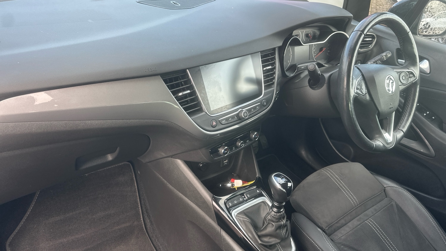 Used Vauxhall Crossland 2022 for sale - 76653105: Photo 9