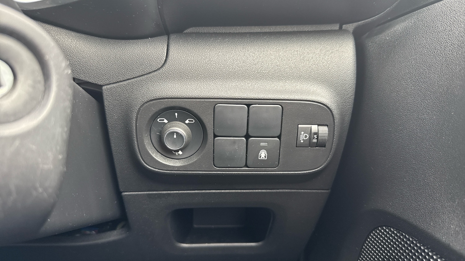 Used Citroen C3 2021 for sale - 76117351: Photo 24