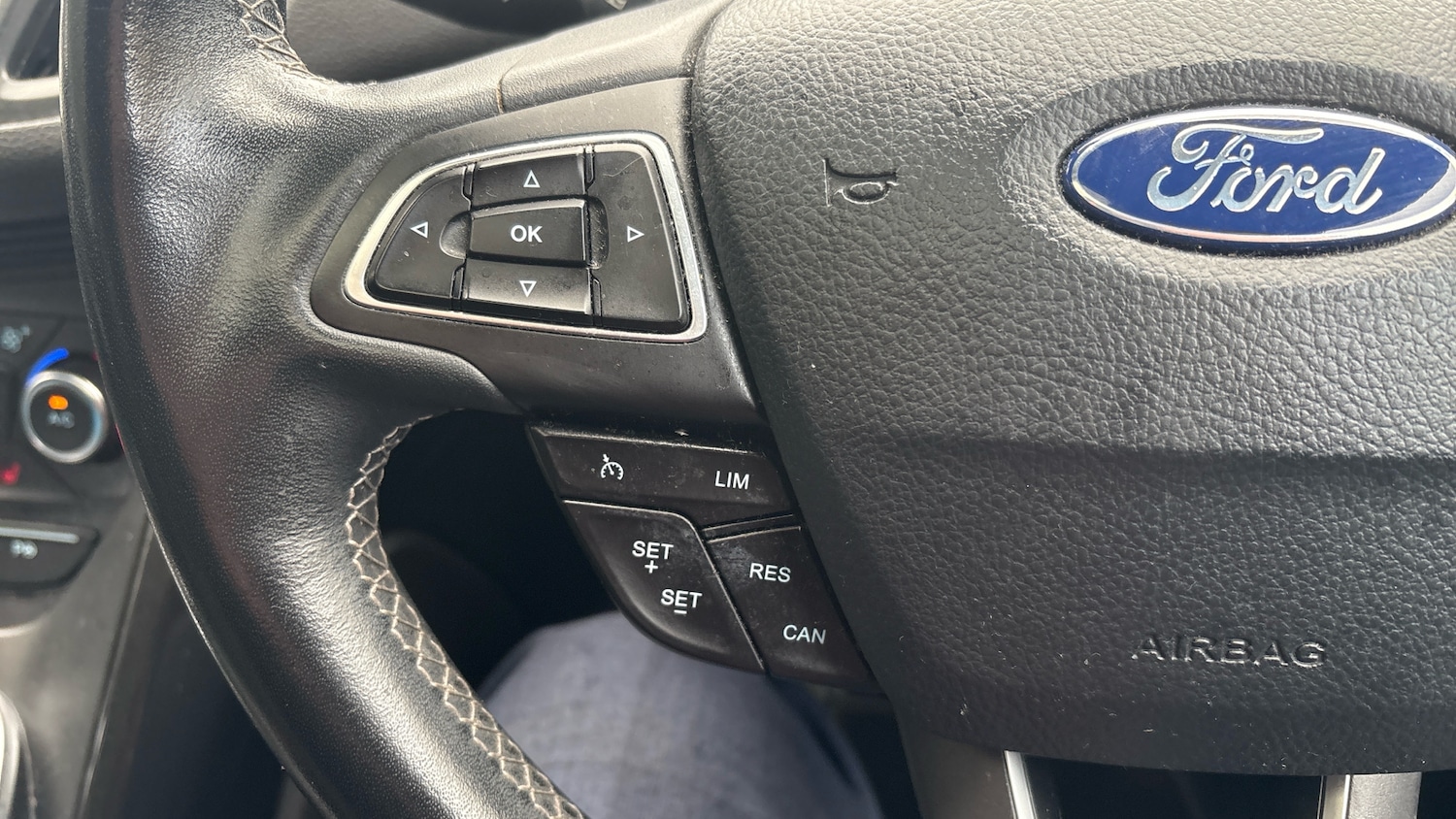 Used Ford Kuga 2017 for sale - 76895234: Photo 28