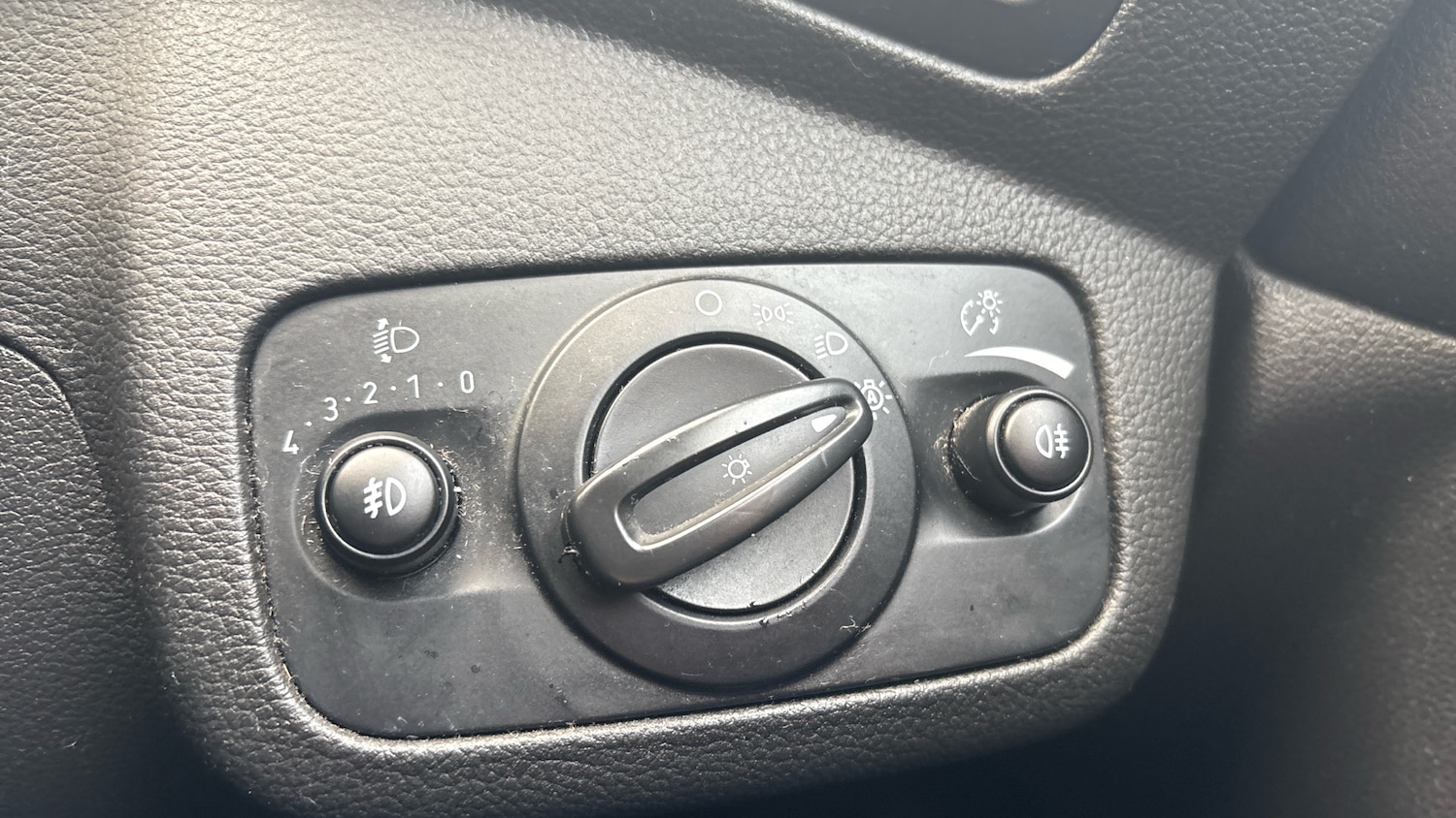 Used Ford Kuga 2017 for sale - 76895234: Photo 8