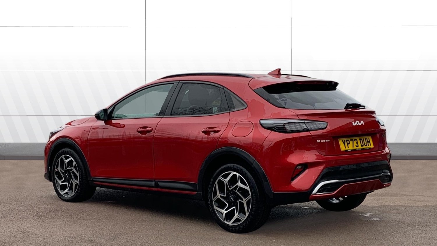 Used Kia XCeed 2023 for sale - 77431592: Photo 2