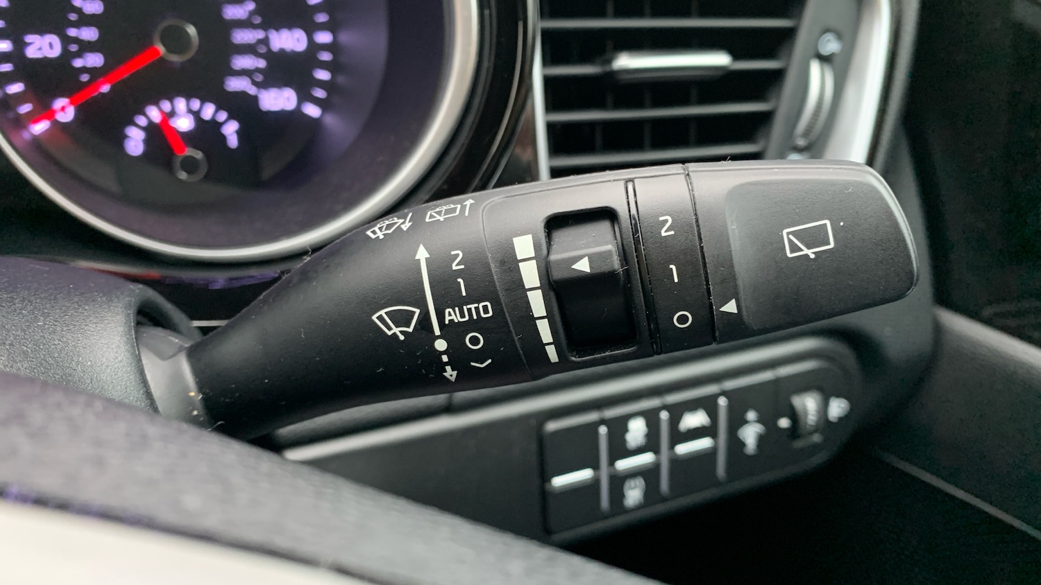 Used Kia XCeed 2023 for sale - 77431592: Photo 28