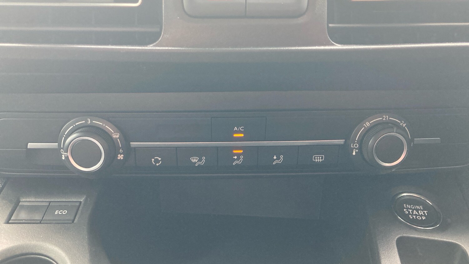 Used Vauxhall Combo Life 2021 for sale - 77968508: Photo 33