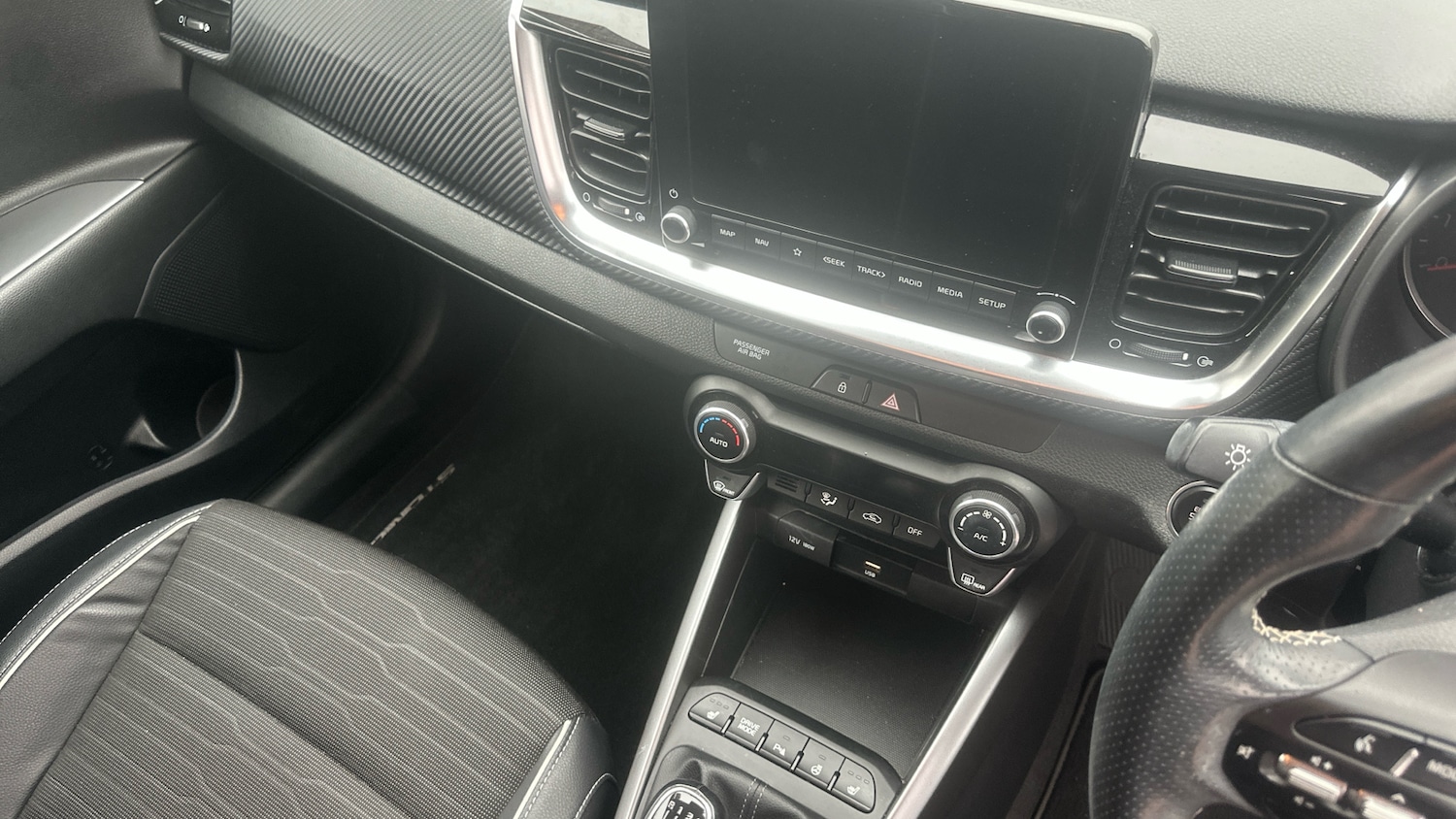 Used Kia Stonic 2021 for sale - 76404431: Photo 14