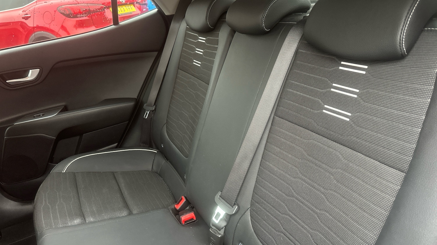 Used Kia Stonic 2021 for sale - 76404431: Photo 16