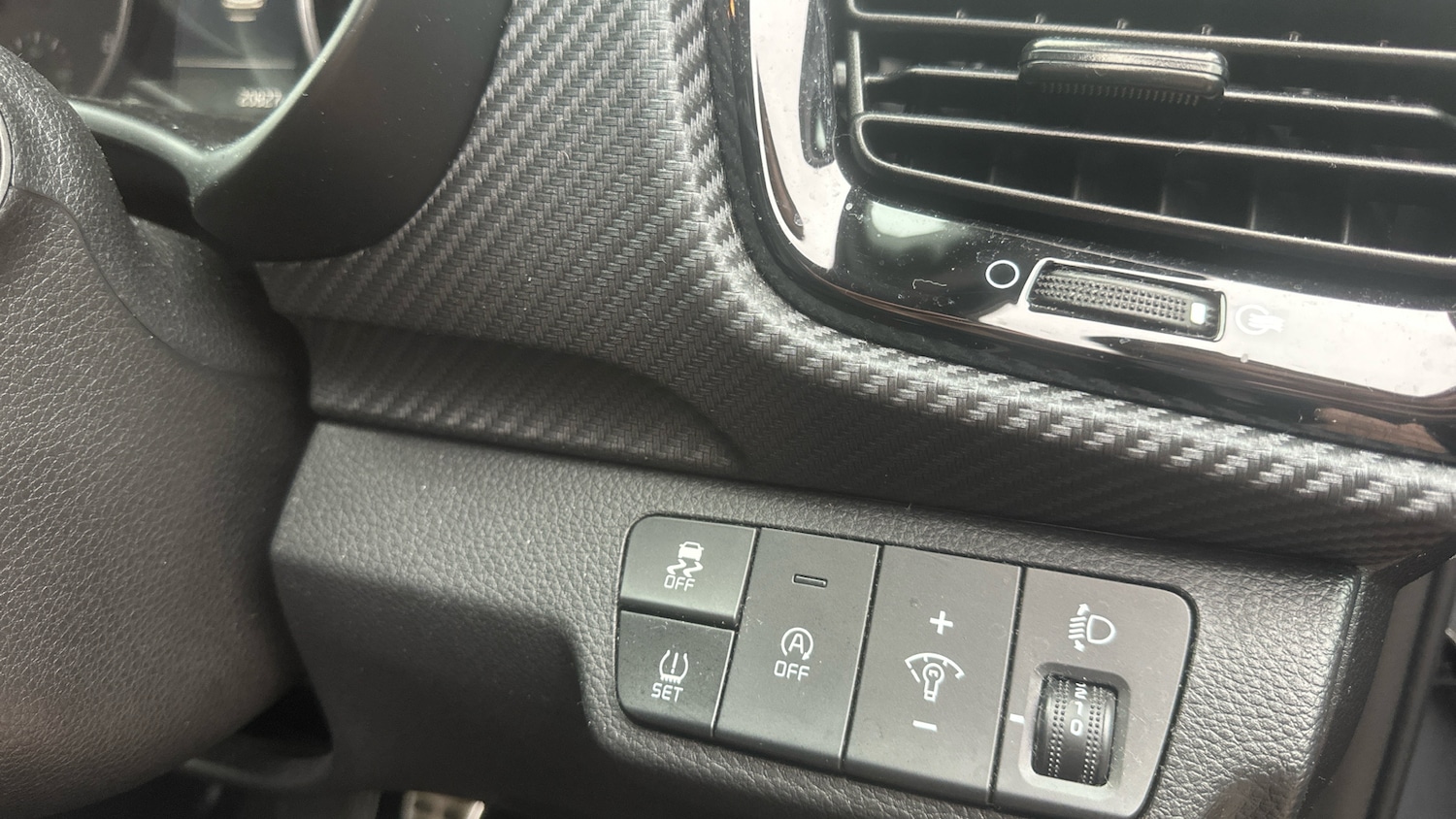 Used Kia Stonic 2021 for sale - 76404431: Photo 26