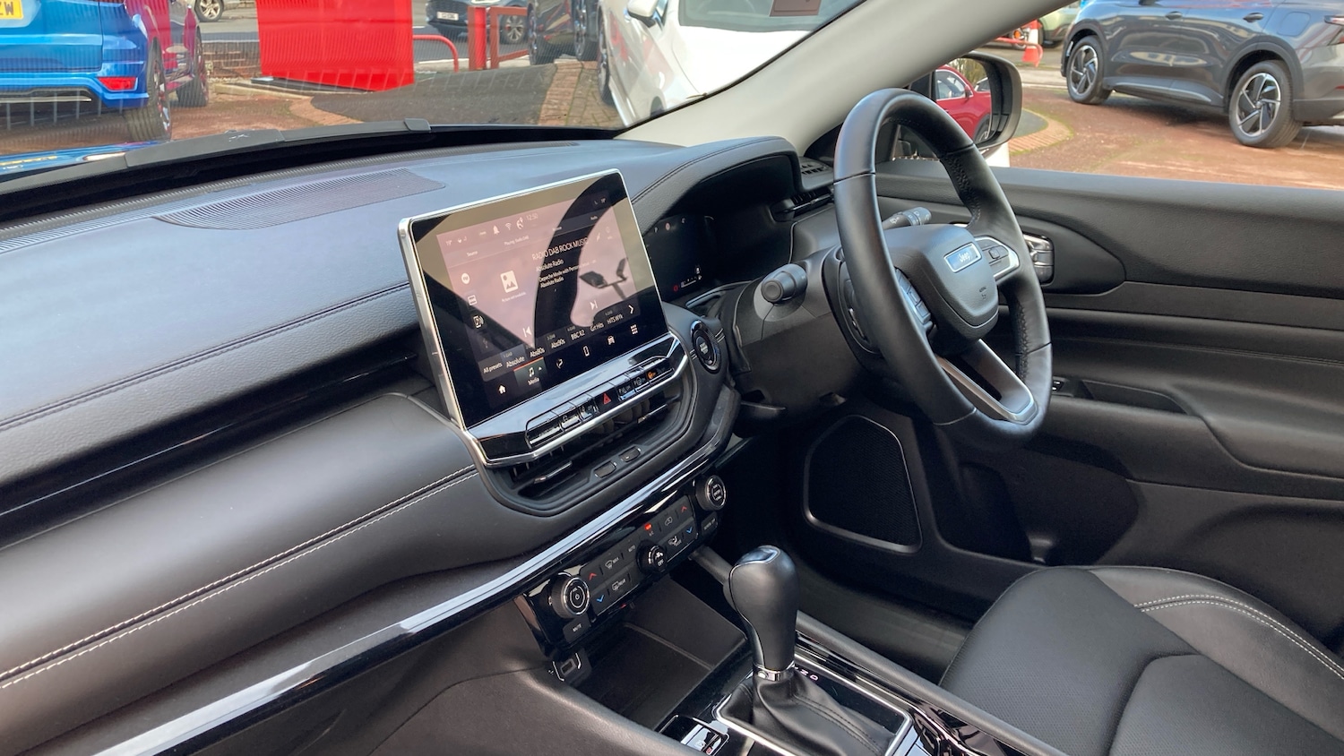 Used Jeep Compass 2024 for sale - 76710013: Photo 9