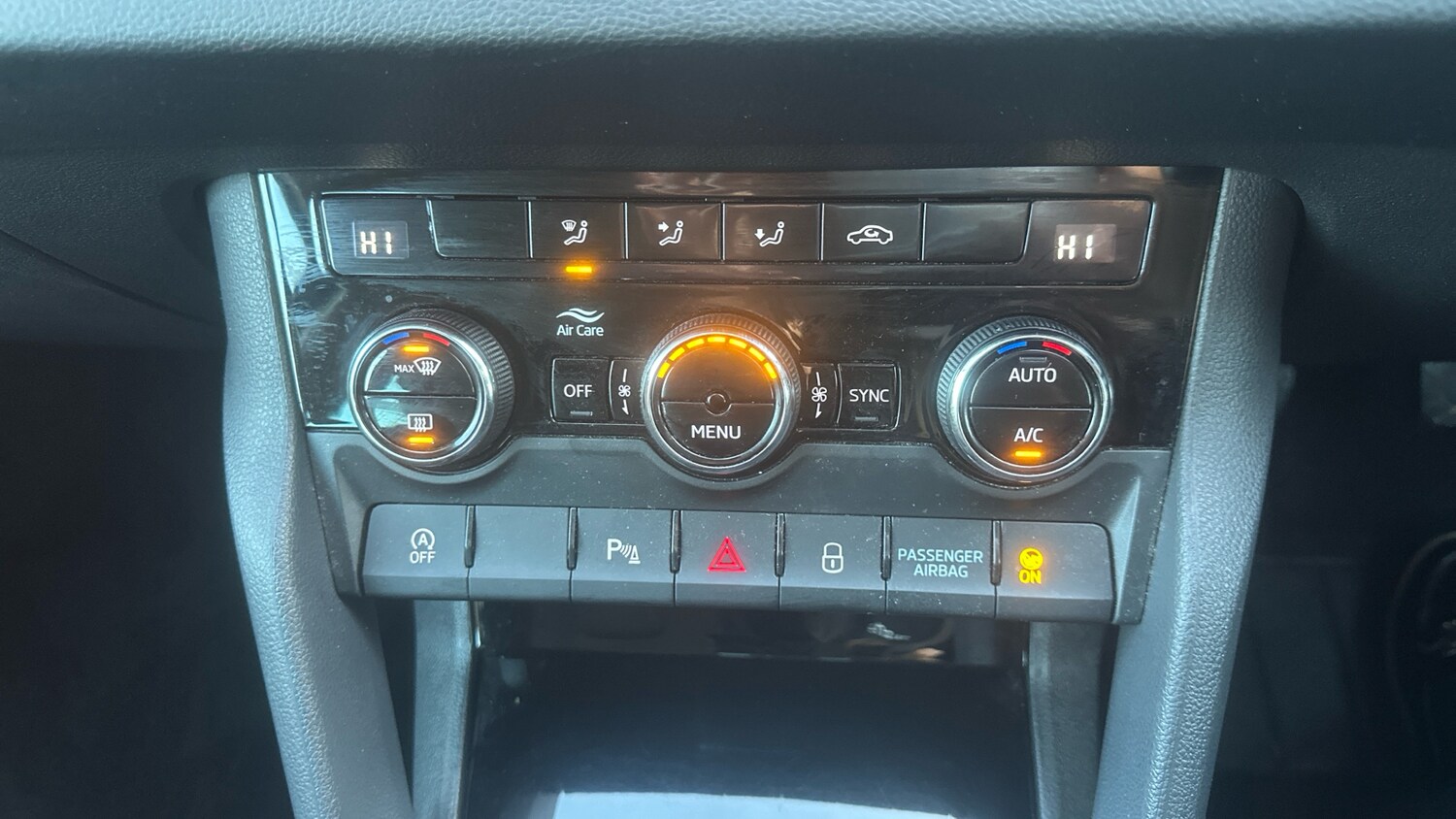 Used Skoda Karoq 2022 for sale - 76831573: Photo 31