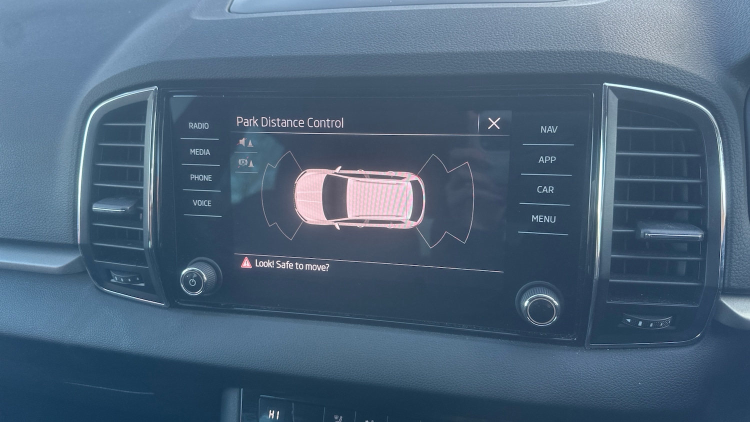 Used Skoda Karoq 2022 for sale - 76831573: Photo 43