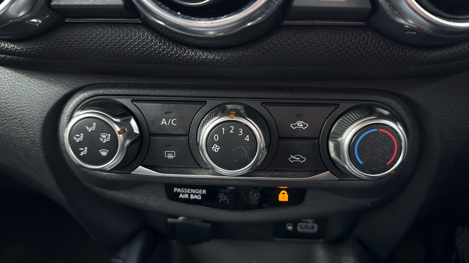 Used Nissan Juke 2020 for sale - 77617732: Photo 25